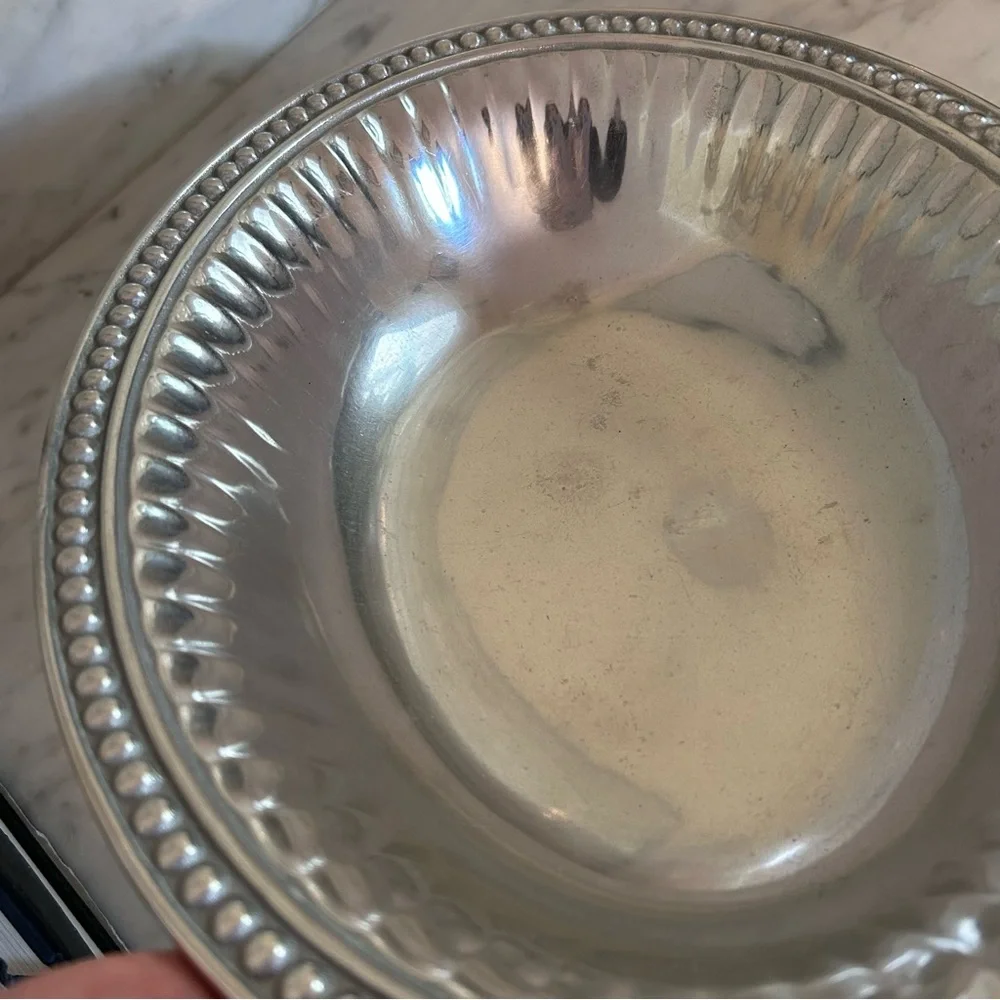 Wilton Armetale Flute and Pearls Oval Serving Bowl